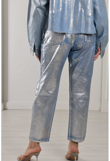 بنطلون جينز بنسيج لامع بنطلون جينز بنسيج لامع