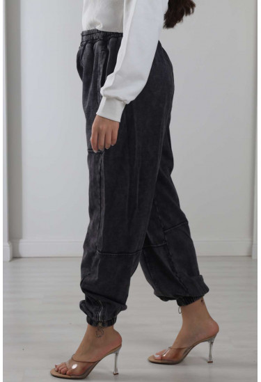 بنطلون بخصر مطاط