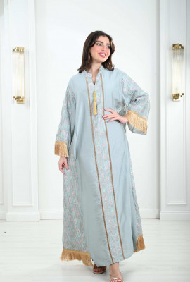 جلابية نسائية أنيقة مطزرة بخيوط السيرما 