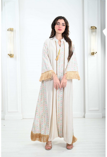 جلابية نسائية أنيقة مطزرة بخيوط السيرما 