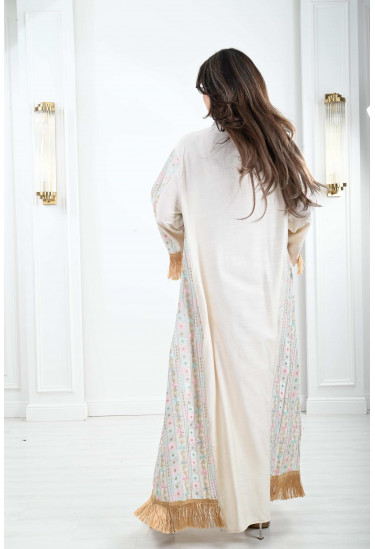 جلابية نسائية أنيقة مطزرة بخيوط السيرما 