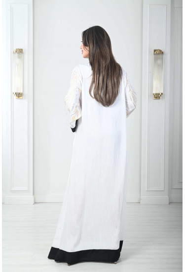 جلابية نسائية بتطريز خلاب جلابية نسائية بتطريز خلاب