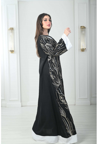 جلابية نسائية بتطريز خلاب جلابية نسائية بتطريز خلاب