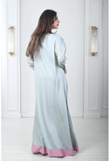 جلابية نسائية بتطريز خلاب جلابية نسائية بتطريز خلاب