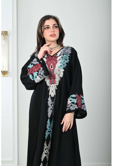 جلابية نسائية مطرزة تطريز جذاب 