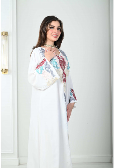 جلابية نسائية مطرزة تطريز جذاب 