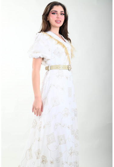 فستان بنقوش زخرفية بلون ذهبي