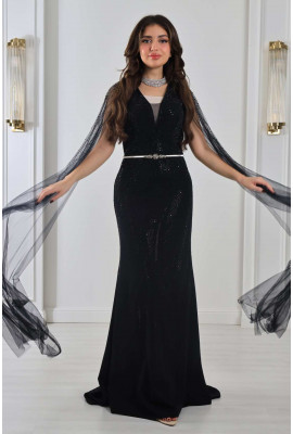 فستان نسائي بأكمام تل مطرز