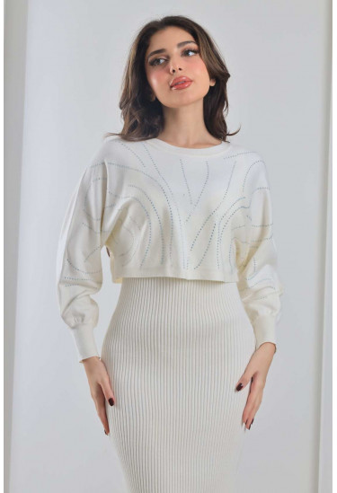 طقم نسائي شتوي ( توب مطرز + تنورة مدرجة ) 