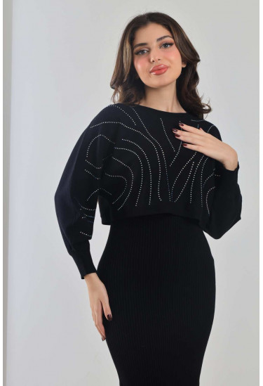 طقم نسائي شتوي ( توب مطرز + تنورة مدرجة ) 