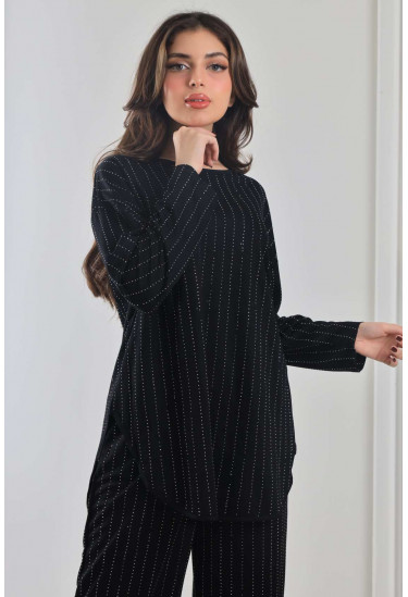 طقم نسائي اسبور مطرز بخطوط من الاستراس 