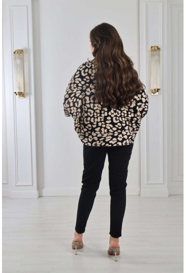 بلوزة شتوية بنقشة التايجر 