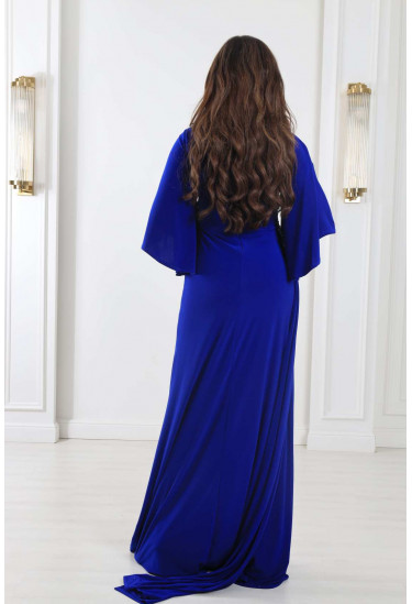 فستان أنثوي راقي بقصة مجسمة فستان أنثوي راقي بقصة مجسمة