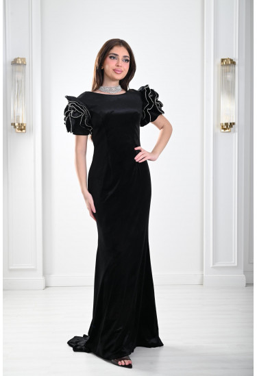 فستان نسائي بكشكشة مبتكرة على الأكمام