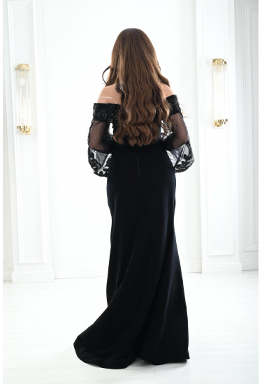 فستان نسائي بأكمام شفافة منسدلة