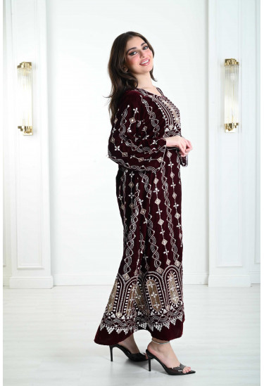 جلابية مخمل بحواف دائرية