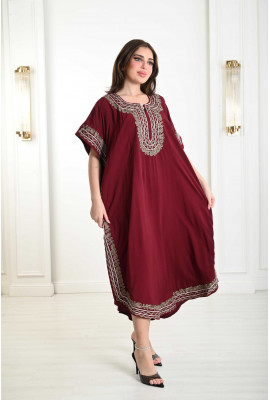 جلابية قصيرة بحواف دائرية مطرزة جلابية قصيرة بحواف دائرية مطرزة