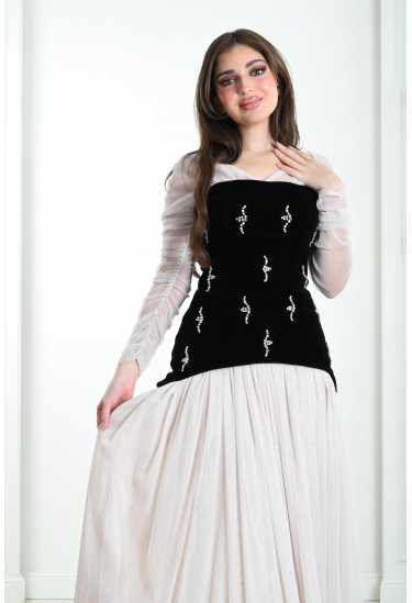 فستان راقي بتنورة انسيابية مدللة