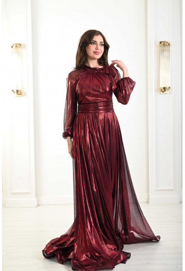 فستان أنيق بلون ساحر لامع