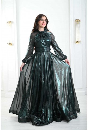 فستان أنيق بلون ساحر لامع