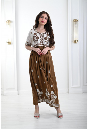 جلابية ميدي مطرز بزهور منسوجة بارزة