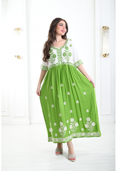 جلابية ميدي مطرز بزهور منسوجة بارزة