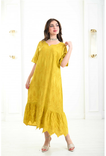 جلابية ميدي مزخرفة