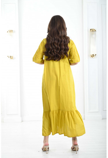 جلابية ميدي مزخرفة