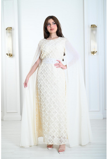 فستان ملكي بتطريزات ناعمة  جذابة
