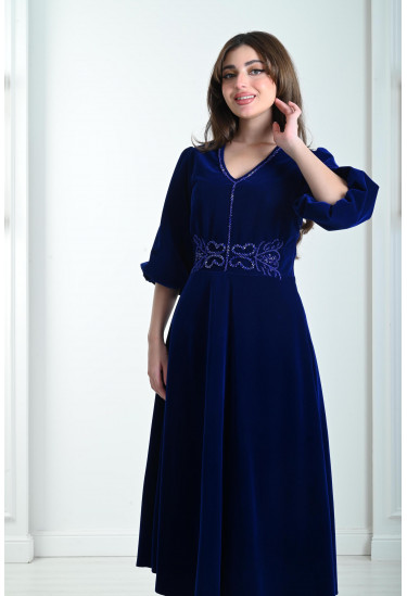 فستان ميدي مخملي متجدد