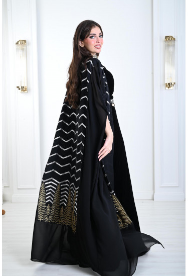 جلابية نسائية ذات تطريز أنيق 