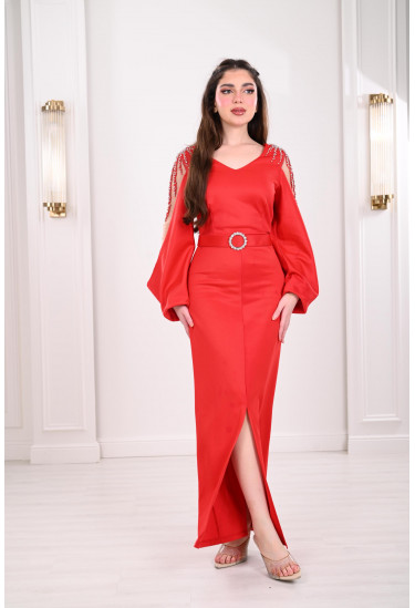 فستان نسائي بقصة ناعمة وأكمام منمقة 