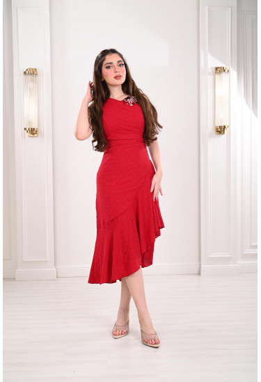 فستان ميدي مزين بحبات الستراس الساحرة