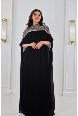 فستان نسائي بأكتاف مركب فضي