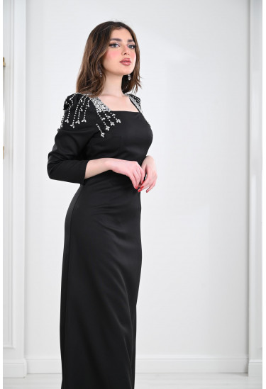 فستان سيمبل بتطريز هادئ على الأكتاف 