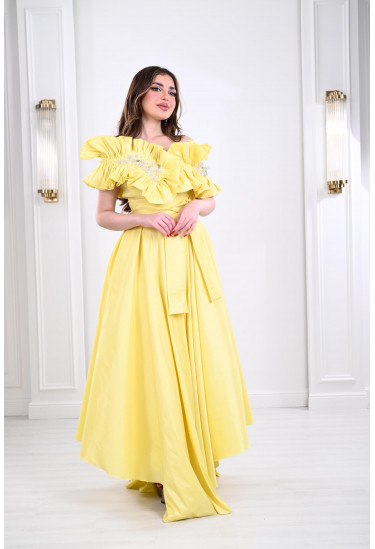 فستان ساحر بطابع الدلال 