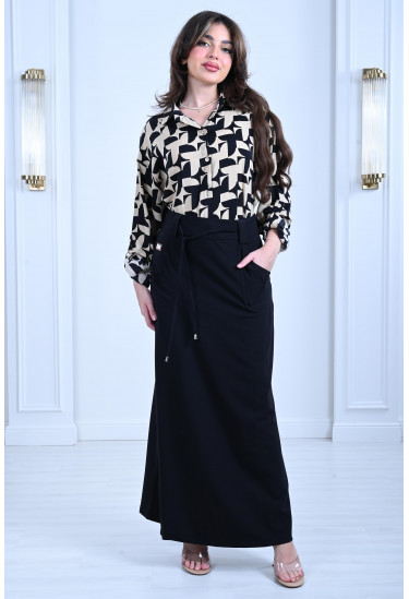 تنورة طويلة بنمط جيوب