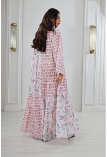 جلابية فضفاضة مزينة بالزهور و النقاط