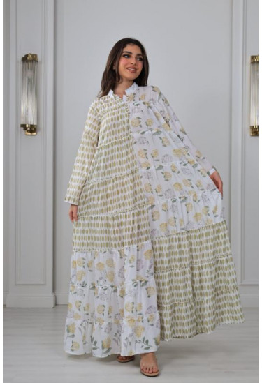 جلابية فضفاضة مزينة بالزهور و النقاط