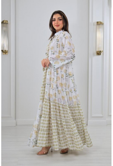 جلابية فضفاضة مزينة بالزهور و النقاط