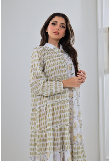 جلابية فضفاضة مزينة بالزهور و النقاط
