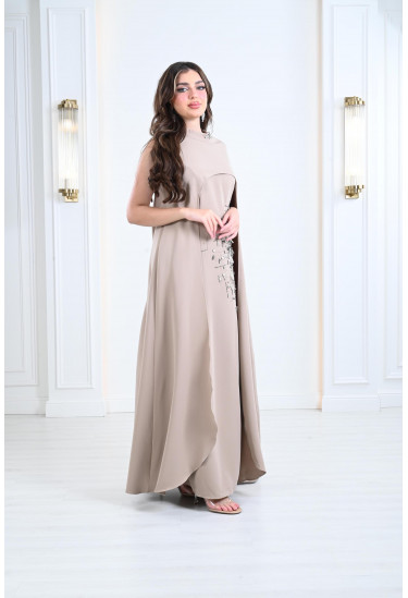 فستان سهرة بكيب ملكي 