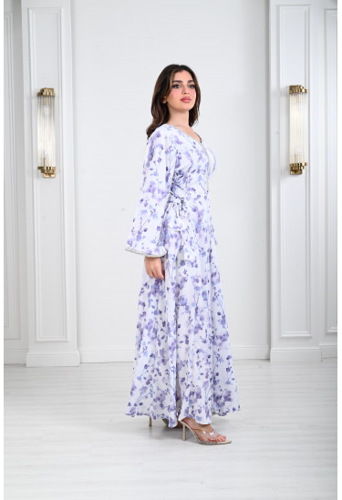 جلابية مطرزة بجدايل الخرز مع اربطة جانبية جلابية مطرزة بجدايل الخرز مع اربطة جانبية