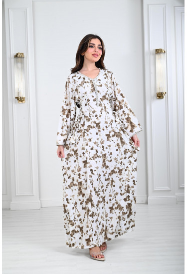 جلابية مطرزة بجدايل الخرز مع اربطة جانبية جلابية مطرزة بجدايل الخرز مع اربطة جانبية