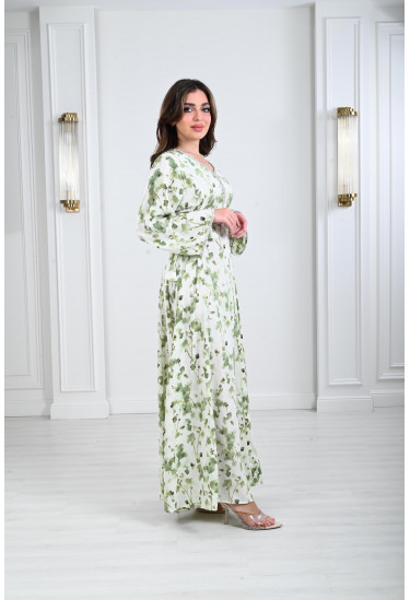 جلابية مطرزة بجدايل الخرز مع اربطة جانبية جلابية مطرزة بجدايل الخرز مع اربطة جانبية