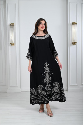 جلابية طويلة بزخارف ساحرة 