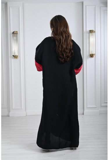 جلابية فضفاضة بأساور لامعة مطرزة 