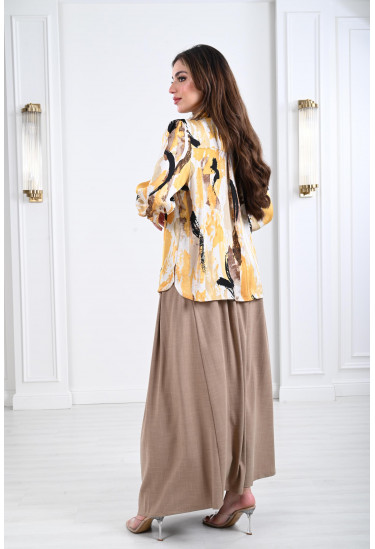 طقم نسائي بنمط كتل الألوان