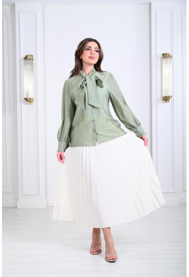 بلوزة نسائية ذات ياقة شرايط بلوزة نسائية ذات ياقة شرايط