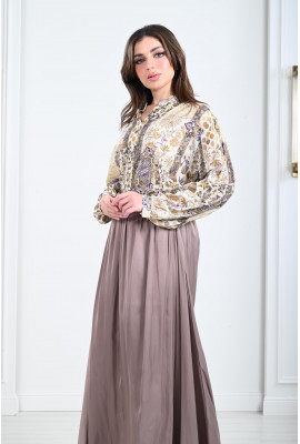 تنورة نسائية إنسيابية 